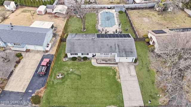 333 Savannah Road, Toms River, NJ 08757