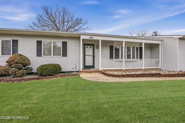 333 Savannah Road, Toms River, NJ 08757