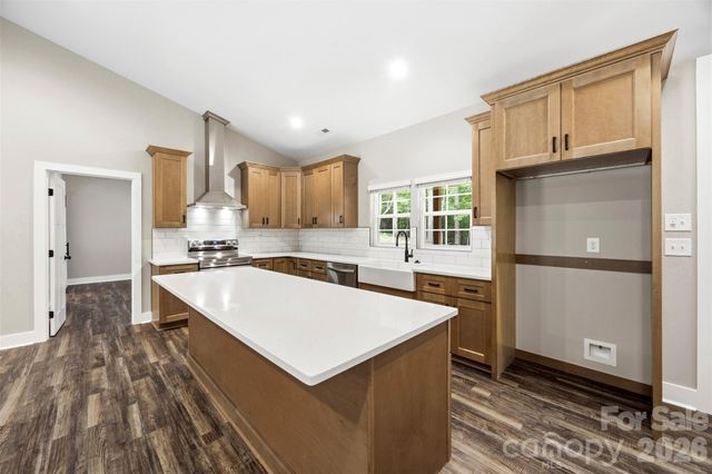2319 Tanglewood Drive, Albemarle, NC 28001