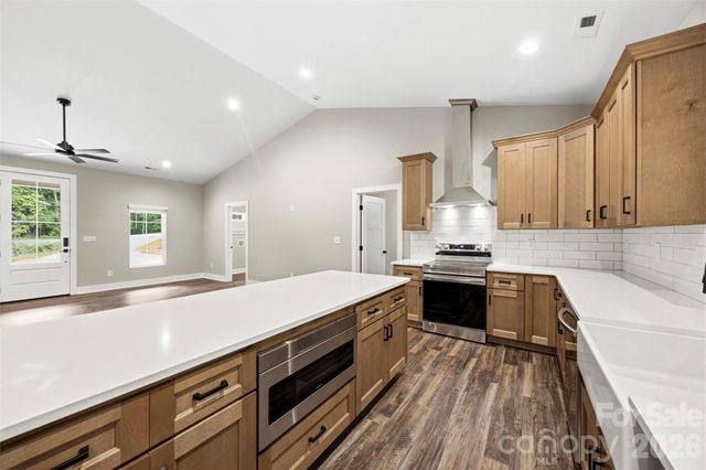 2319 Tanglewood Drive, Albemarle, NC 28001