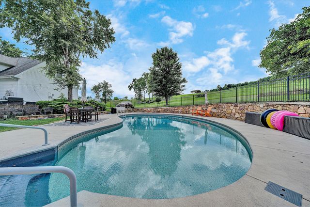 210 DAYTONA DR, Hardy, VA 24101