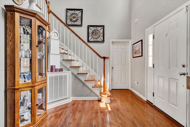 210 DAYTONA DR, Hardy, VA 24101