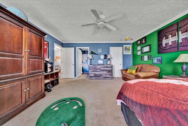 210 DAYTONA DR, Hardy, VA 24101