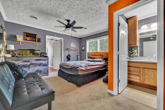 210 DAYTONA DR, Hardy, VA 24101