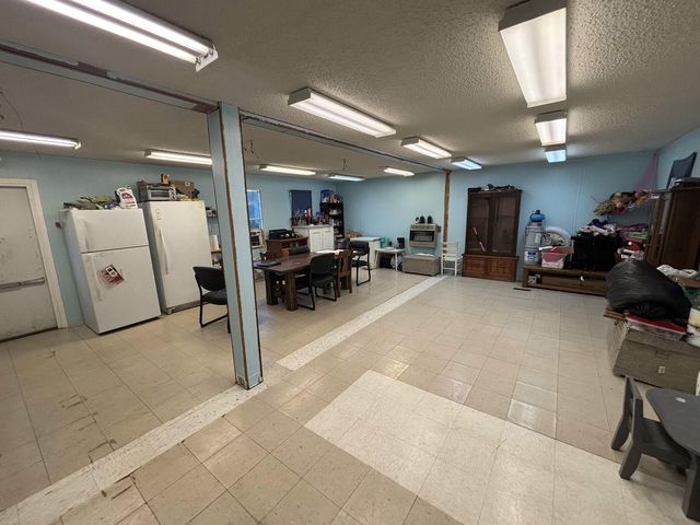 17825 Factory Street, Eminence, MO 65466