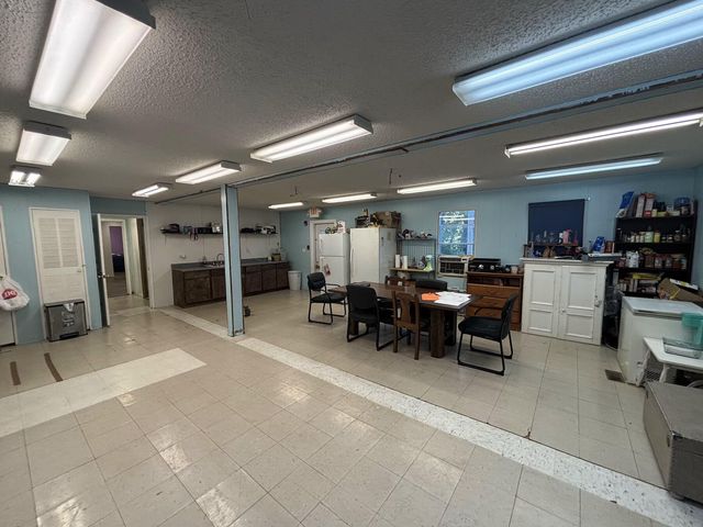 17825 Factory Street, Eminence, MO 65466