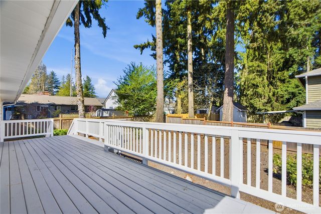 116 NE 133rd Street, Seattle, WA 98125