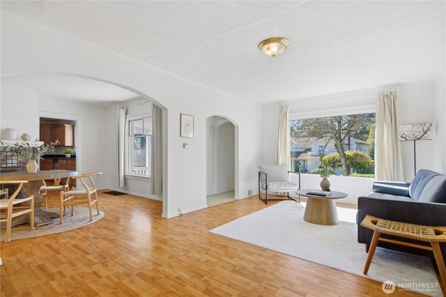 116 NE 133rd Street, Seattle, WA 98125