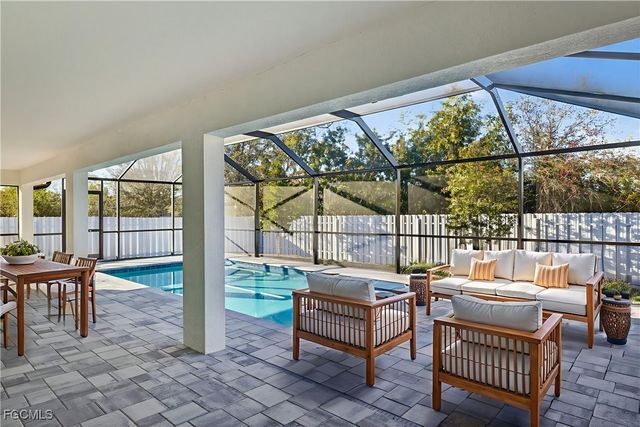 2021 NW 4th TER, Cape Coral, FL 33993