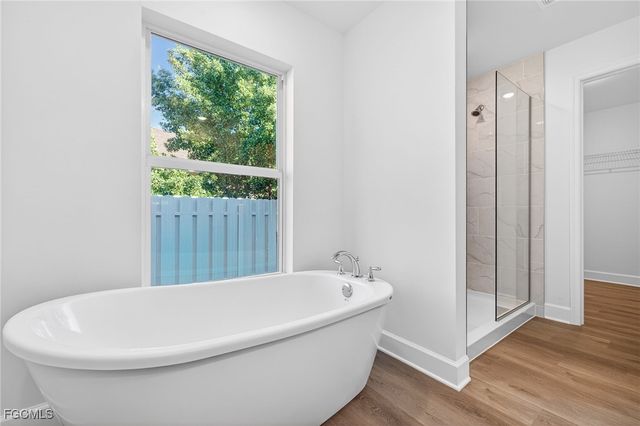 2021 NW 4th TER, Cape Coral, FL 33993