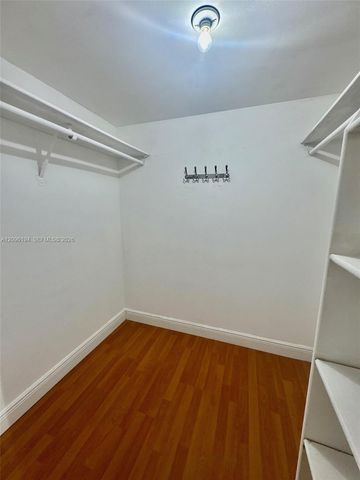 3475 N Country Club Drive 601, Aventura, FL 33180