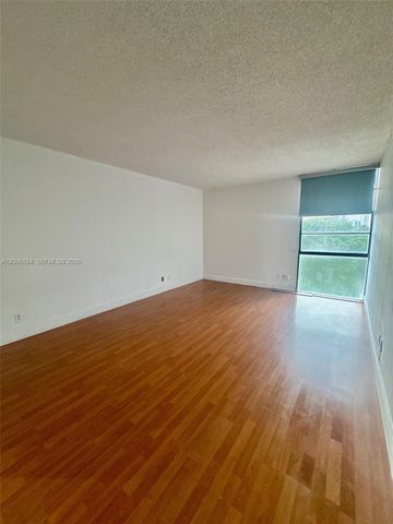 3475 N Country Club Drive 601, Aventura, FL 33180