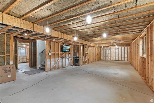 958 S STEED DR, Syracuse, UT 84075