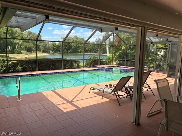 560 Bald Eagle DR 22, Naples, FL 34105
