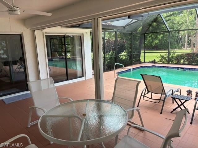 560 Bald Eagle DR 22, Naples, FL 34105