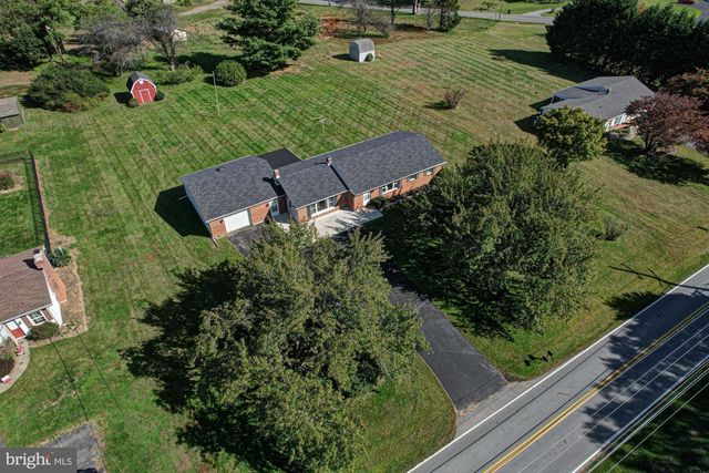 263 SCHOOLHOUSE RD, West Grove, PA 19390