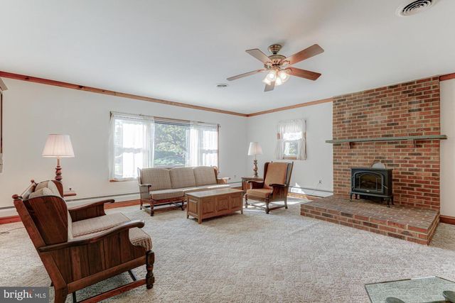 263 SCHOOLHOUSE RD, West Grove, PA 19390