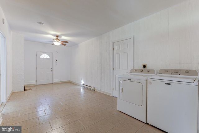 263 SCHOOLHOUSE RD, West Grove, PA 19390
