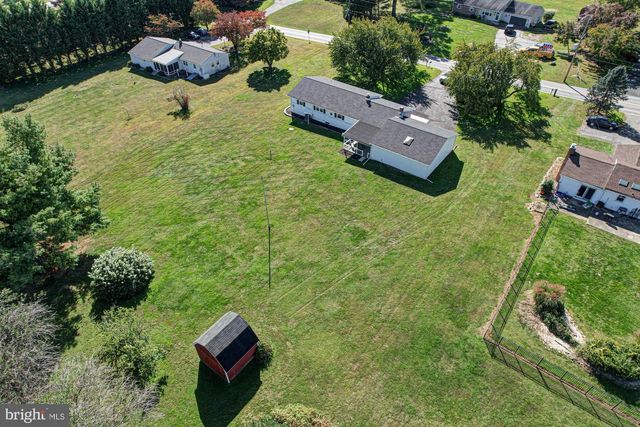 263 SCHOOLHOUSE RD, West Grove, PA 19390