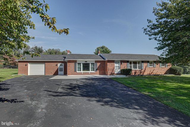 263 SCHOOLHOUSE RD, West Grove, PA 19390