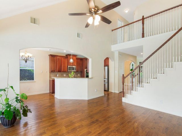 66 Frontera Circle, The Woodlands, TX 77382