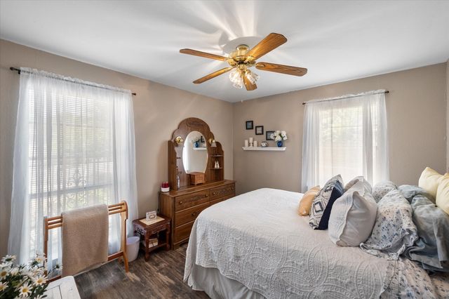 4208 Shipley Court, Benbrook, TX 76116