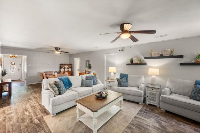 4208 Shipley Court, Benbrook, TX 76116