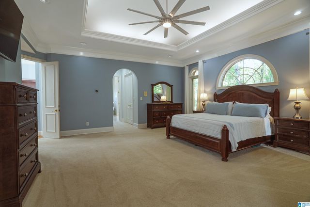 1001 LAKE WINDS DRIVE, Hoover, AL 35244