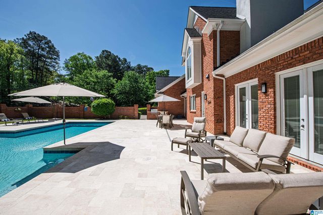 1001 LAKE WINDS DRIVE, Hoover, AL 35244