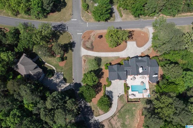 1001 LAKE WINDS DRIVE, Hoover, AL 35244