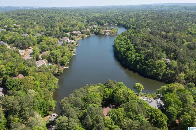 1001 LAKE WINDS DRIVE, Hoover, AL 35244