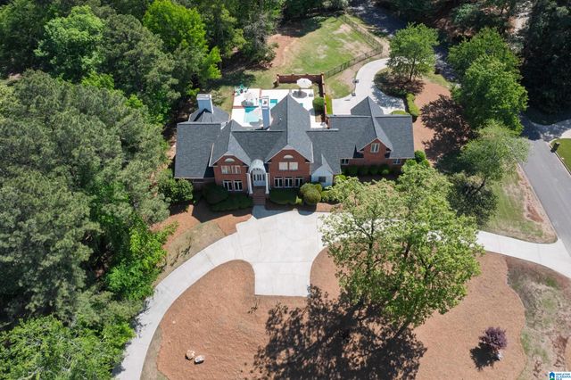 1001 LAKE WINDS DRIVE, Hoover, AL 35244