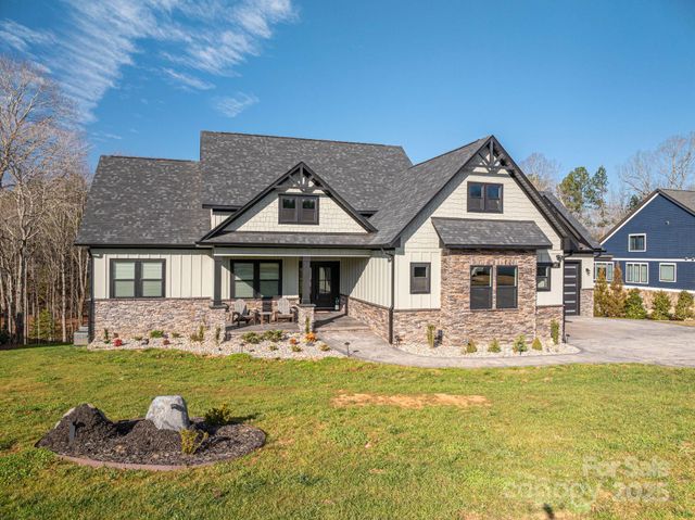 141 Woodward Way, Iron Station, NC 28080