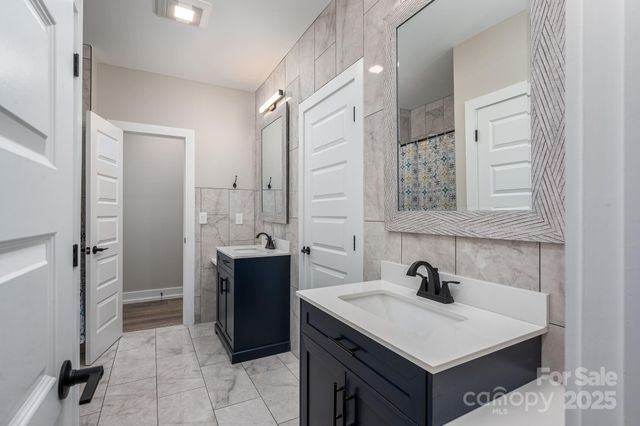 141 Woodward Way, Iron Station, NC 28080