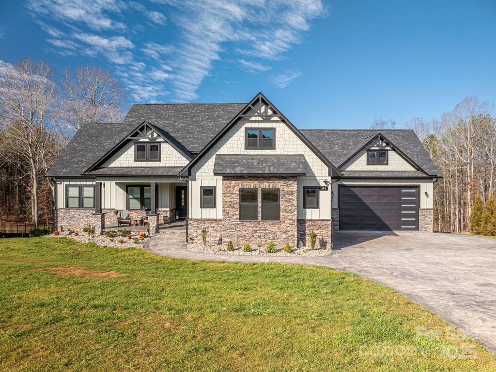 141 Woodward Way, Iron Station, NC 28080