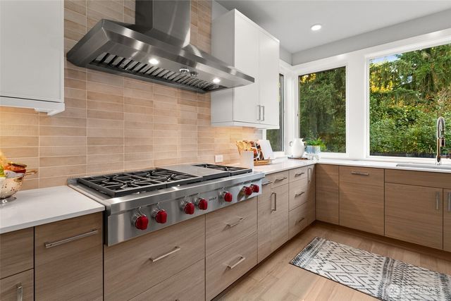 13068 SE 19th Court, Bellevue, WA 98005