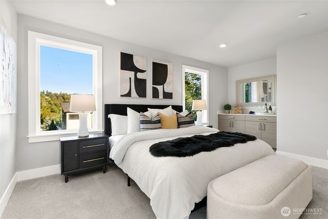 13068 SE 19th Court, Bellevue, WA 98005