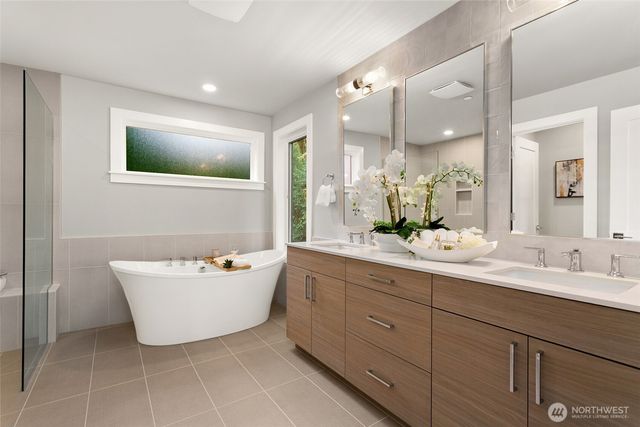 13068 SE 19th Court, Bellevue, WA 98005