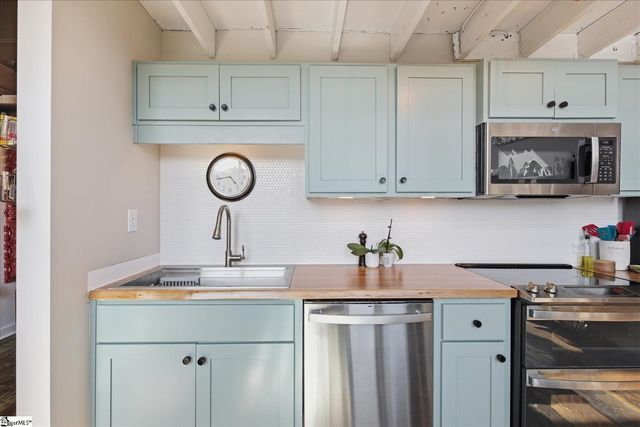 300 South Street Unit 215, Simpsonville, SC 29681