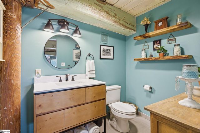 300 South Street Unit 215, Simpsonville, SC 29681