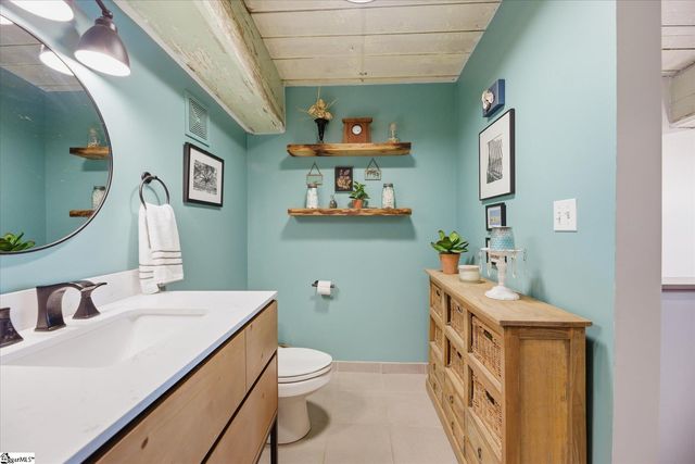 300 South Street Unit 215, Simpsonville, SC 29681