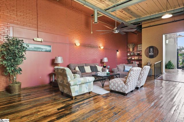 300 South Street Unit 215, Simpsonville, SC 29681
