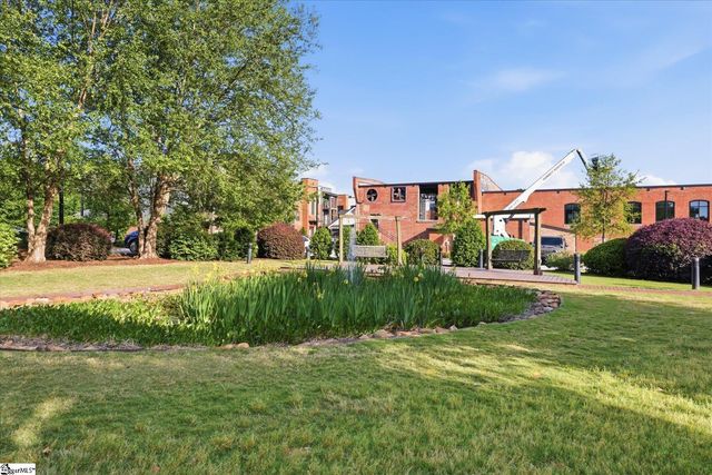 300 South Street Unit 215, Simpsonville, SC 29681