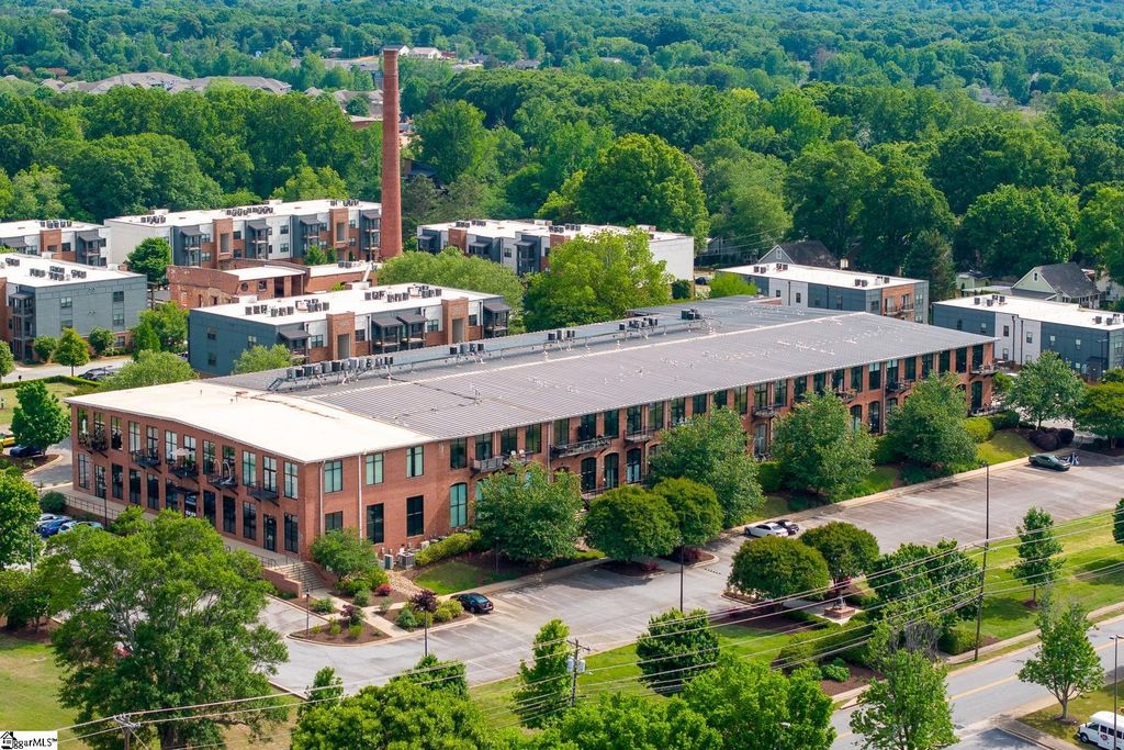 300 South Street Unit 215, Simpsonville, SC 29681