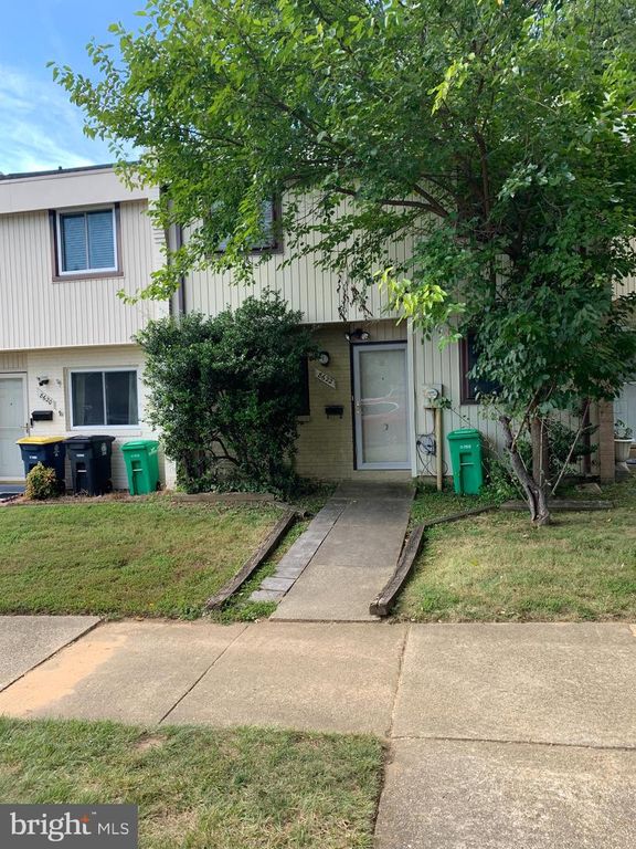 8622 BRAE BROOKE DR, Lanham, MD 20706