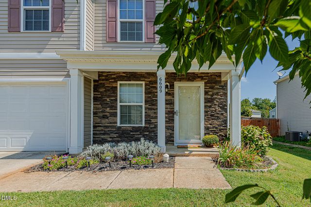 6609 Glenville Drive, Whitsett, NC 27377