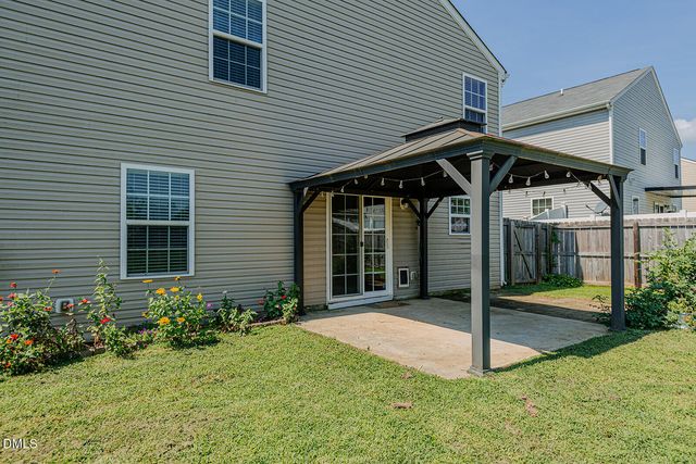 6609 Glenville Drive, Whitsett, NC 27377
