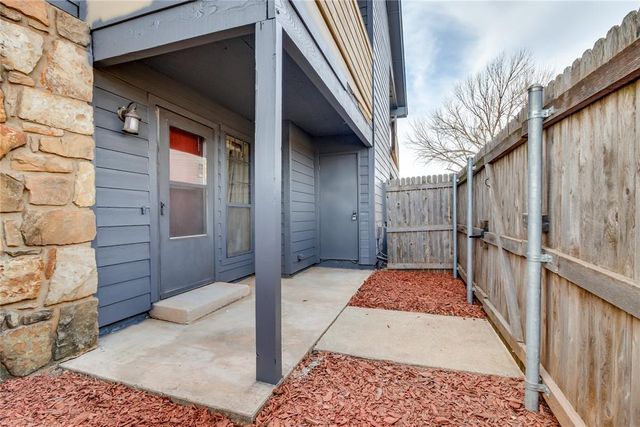 14305 N Pennsylvania Avenue 2H, Oklahoma City, OK 73134