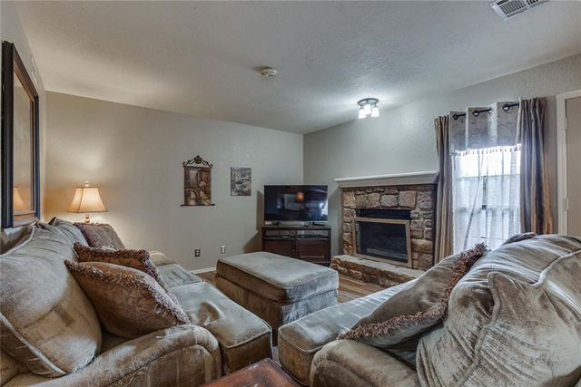 14305 N Pennsylvania Avenue 2H, Oklahoma City, OK 73134