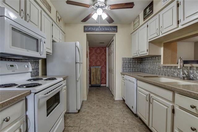 14305 N Pennsylvania Avenue 2H, Oklahoma City, OK 73134